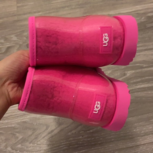 UGG Australia waterproof boots. Fit 7 - Picture 7 of 16